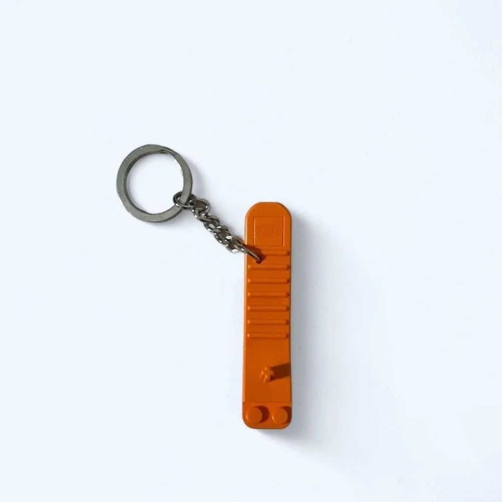 LEGO‎ KEYCHAIN BRICK SEPARATOR NWOT